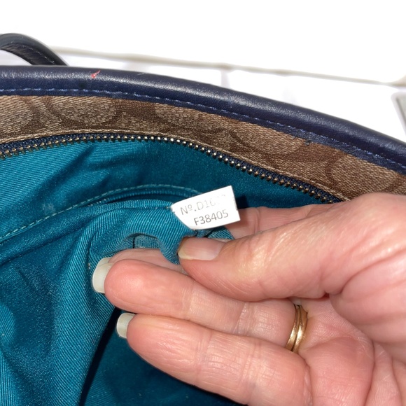 Coach Varsity Stripe City Zip Tote Signature Midnight/Light Blue Stripe … - Picture 8 of 8